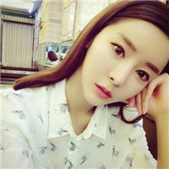 时尚漂亮的气质美女微信自拍头像图片