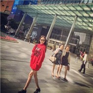 时尚靓丽氧气美女微信自拍头像图片