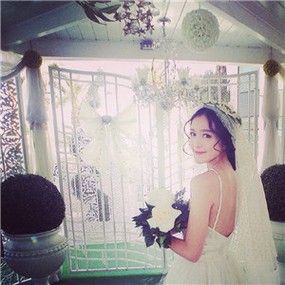 甜蜜幸福的情侣微信唯美婚纱头像图片