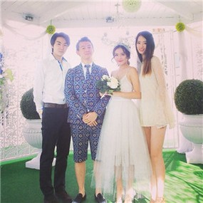 甜蜜幸福的情侣微信唯美婚纱头像图片