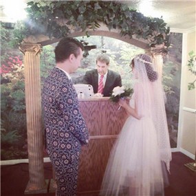 甜蜜幸福的情侣微信唯美婚纱头像图片