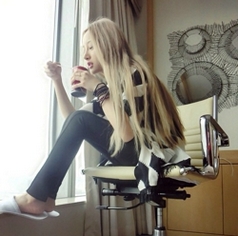 高颜值时尚漂亮qq美女头像图片