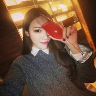 潮流时尚长发美女意境唯美qq头像图片