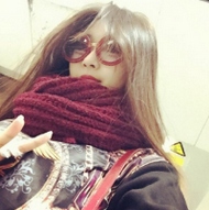 时尚漂亮的大眼美女微信潮流头像图片