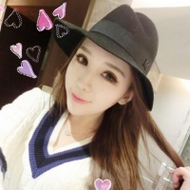 清纯气质女生剪刀手微信头像图片