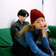 喜欢自拍的韩系非主流情侣qq头像图片