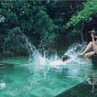 戏水的小清新情侣qq唯美浪漫头像图片