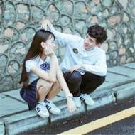 甜蜜浪漫的学生情侣唯美微信头像图片