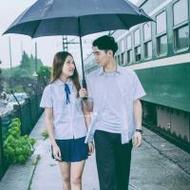 甜蜜浪漫的学生情侣唯美微信头像图片