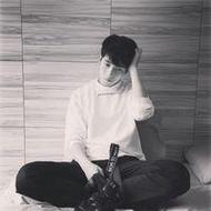 小清新系列非主流qq情侣头像一男一女