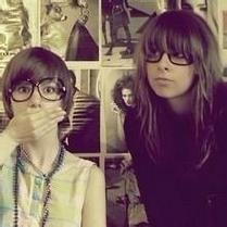 欧美qq清纯姐妹头像一左一右图片