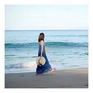 海边唯美的女生背影qq风景头像图片