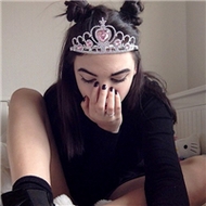 高冷的欧美女生原宿风微信头像图片