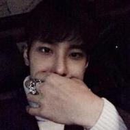 韩范儿帅气男生微信个性头像图片