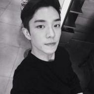 冷色系列伤感男生自拍微信头像图片