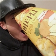 时尚潮流男生微信自拍酷头像图片