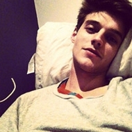 冷酷眼神的欧美成熟男人qq头像图片