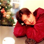 心力交瘁伤感的男生qq男生帅气头像