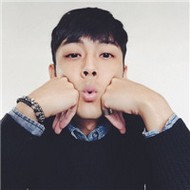 心力交瘁伤感的男生qq男生帅气头像