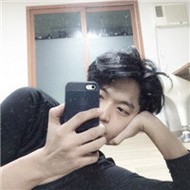 心力交瘁伤感的男生qq男生帅气头像