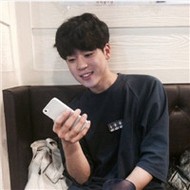 心力交瘁伤感的男生qq男生帅气头像