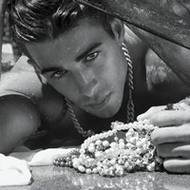 络腮胡子的欧美男生微信头像图片