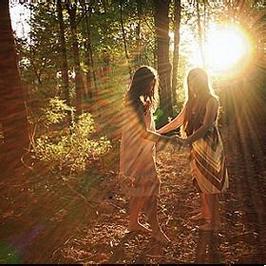 好姐妹唯美背影闺蜜微信头像图片