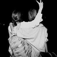 有点酷的qq黑白姐妹头像图片欣赏