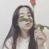 90后时尚潮流女生微信自拍头像大全