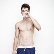 超拽霸气的欧美男生qq颓废头像图片