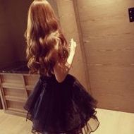 带帽子的伤感女生背影微信头像图片