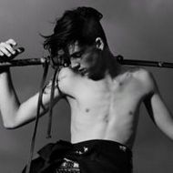 超拽霸气的欧美男生潮流黑白qq头像图片