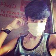 网络爆红的时尚qq潮男头像图片大全