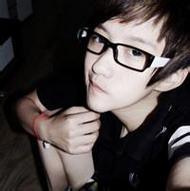 霸气超拽的男生耍酷自拍qq头像图片