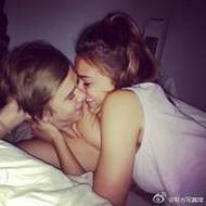 甜美幸福的欧美情侣qq接吻头像图片