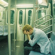 霸气的欧美男生抽烟qq头像图片大全