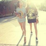 明媚如花的90后小清新女生微信头像