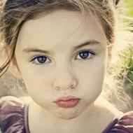 卡哇伊可爱的欧美小女孩微信头像图片