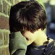 萌妹子短发女生自拍微信头像图片