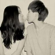 幸福甜蜜的年轻情侣微信头像图片