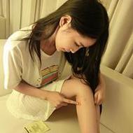 90后清纯大眼女生自拍微信头像图片