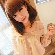 90后清纯大眼女生自拍微信头像图片