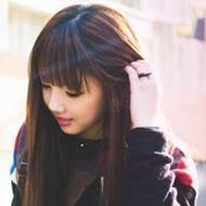 90后清纯大眼女生自拍微信头像图片