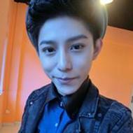 小清新风格蓝色背景qq卡通头像大全