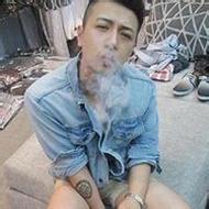 非主流时尚霸气小男生qq带字头像图片