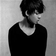 帅气的非主流男生带qq文字头像图片