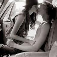 欧美非主流情侣qq唯美接吻头像图片