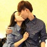 唯美意境非主流情侣接吻微信头像图片