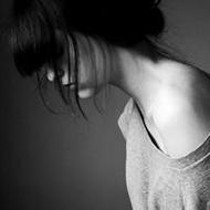 有个性的qq女生黑白伤感头像图片