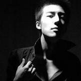 颓废伤感的男生qq黑白头像图片大全